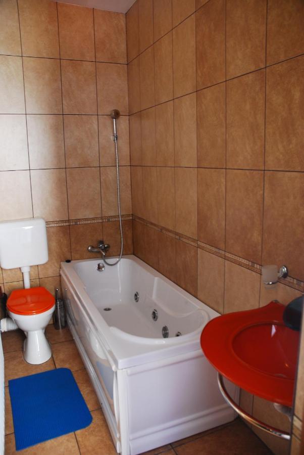 Pension La Noblesse Bukurešť Exteriér fotografie